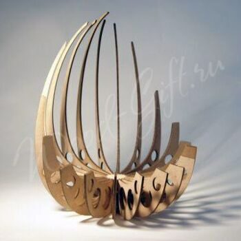 Деревянная подставка под свечку