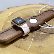 derevyannaya-podstavka-apple-watch